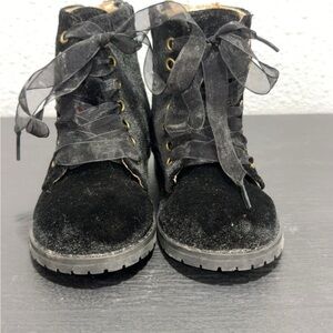 LITA small shop toddler Velvet Boots 8c